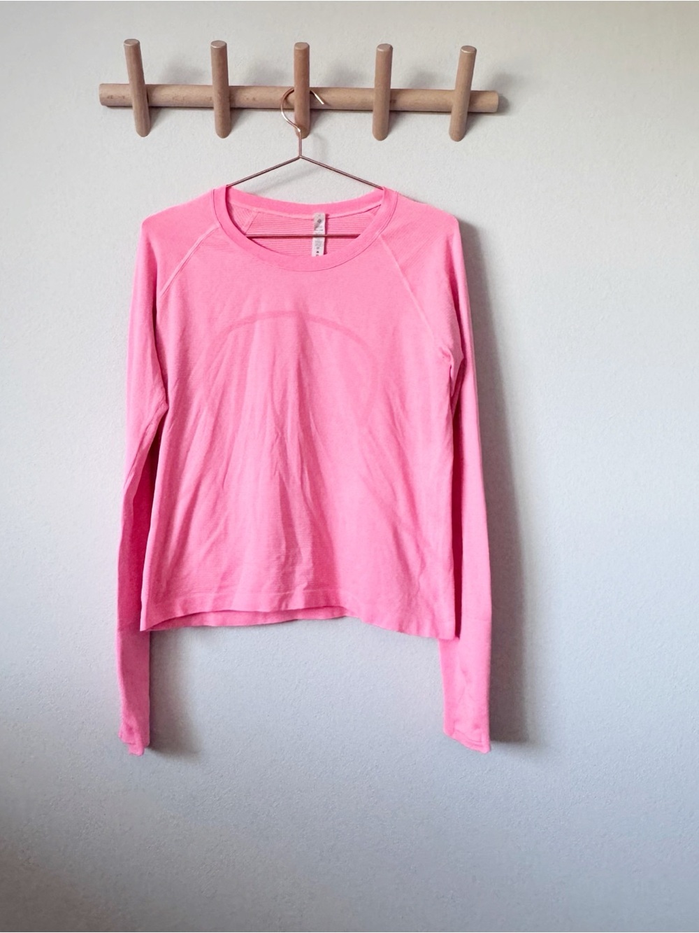 Swiftly Tech Long-Sleeve Shirt 2.0Waist Length - Coral